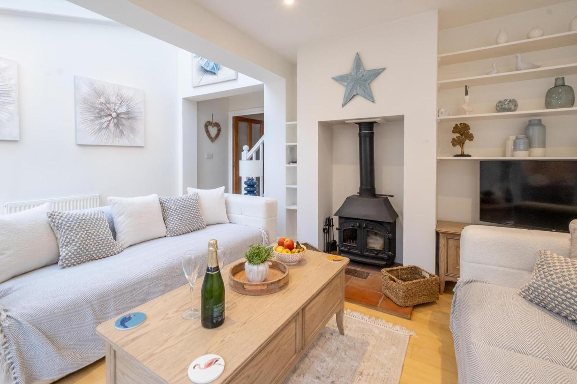 67 Pebble Cottage Алдебург Екстериор снимка